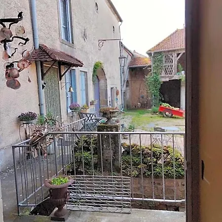 Bed & Breakfast La Maison Du Notaire - D'hotes - Huisdieren Welkom Melay (Haute-Marne)